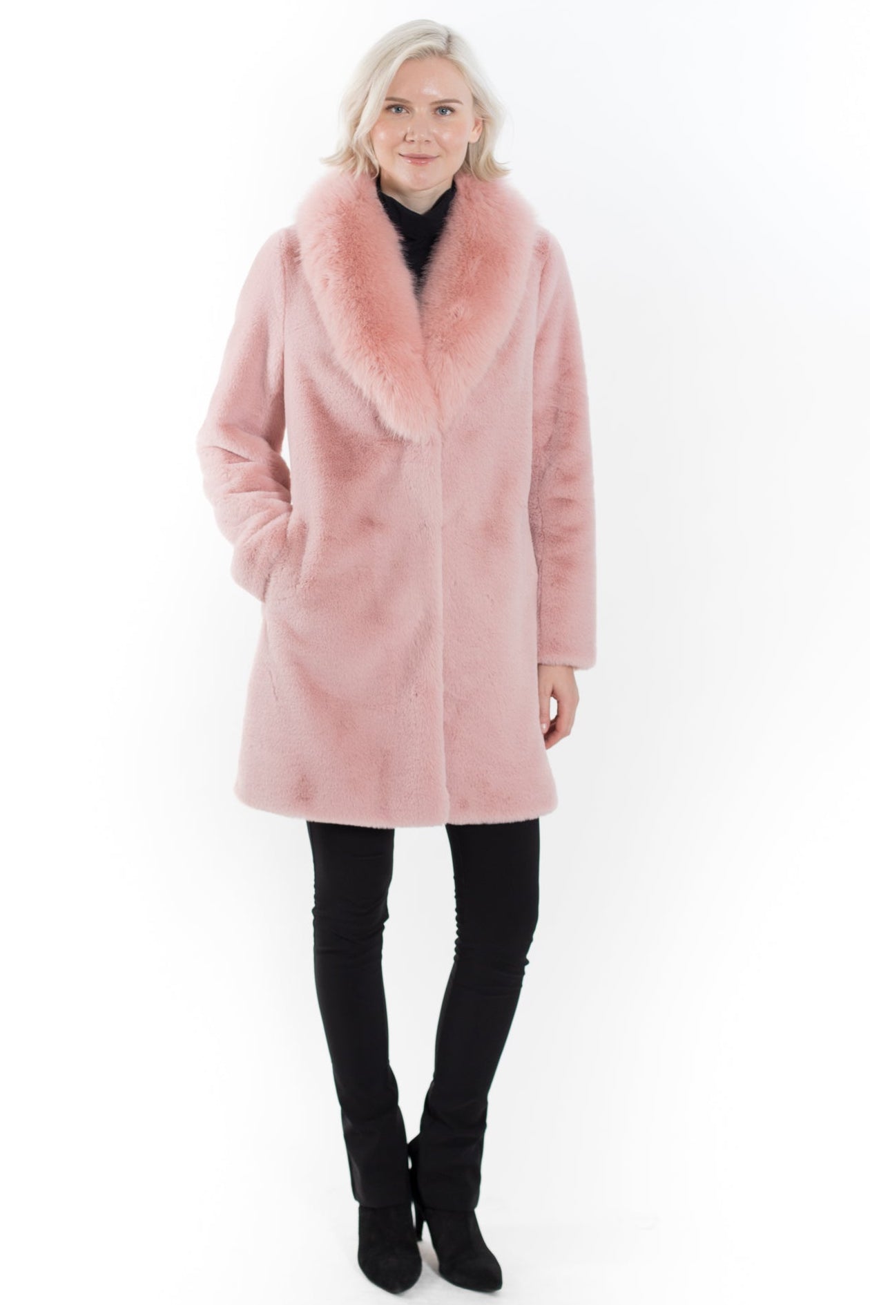 RINGWOOD - Long Faux Fur Coat with Oversized Collar