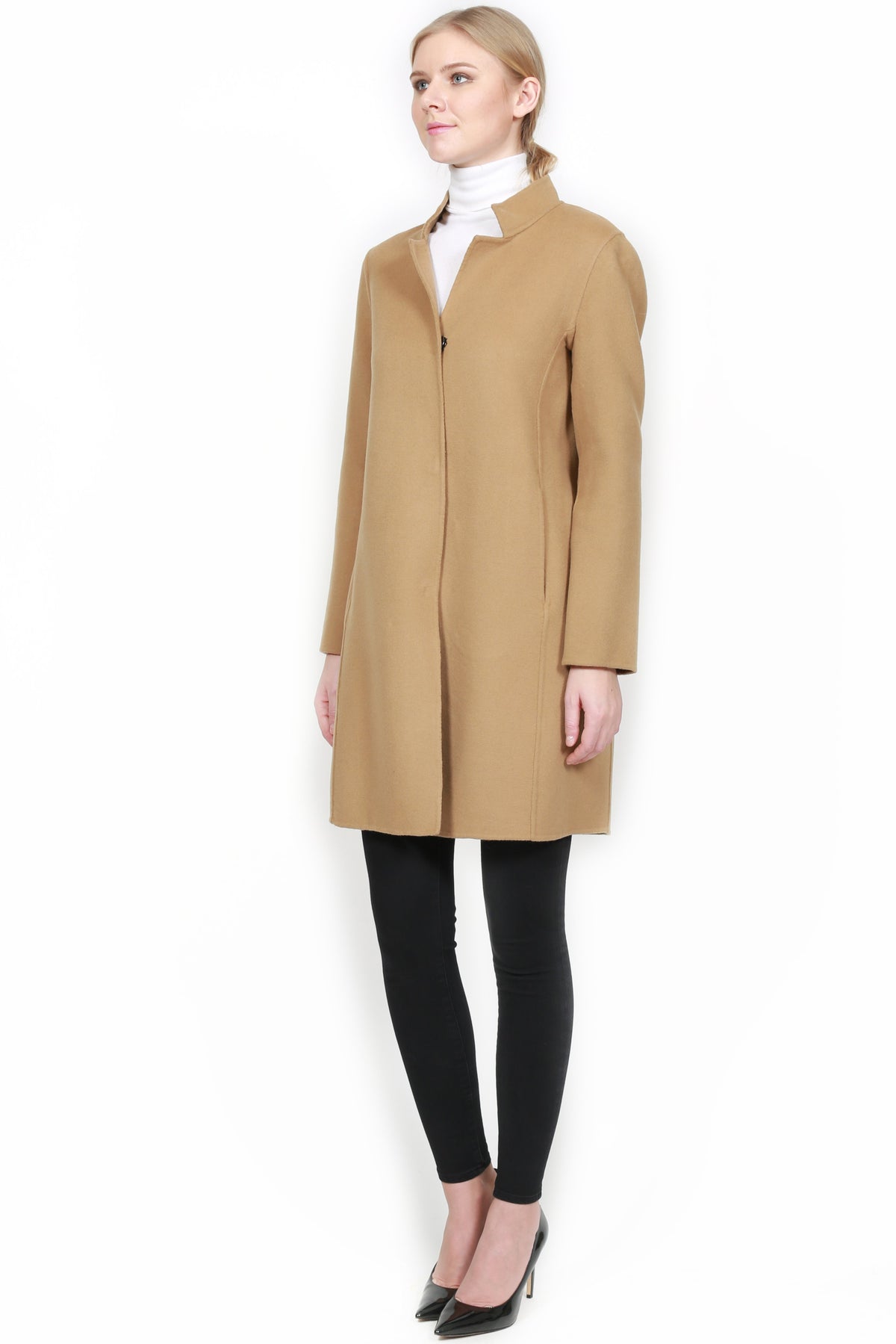 Lightweight Cashmere Coat with Detachable Fox Vest