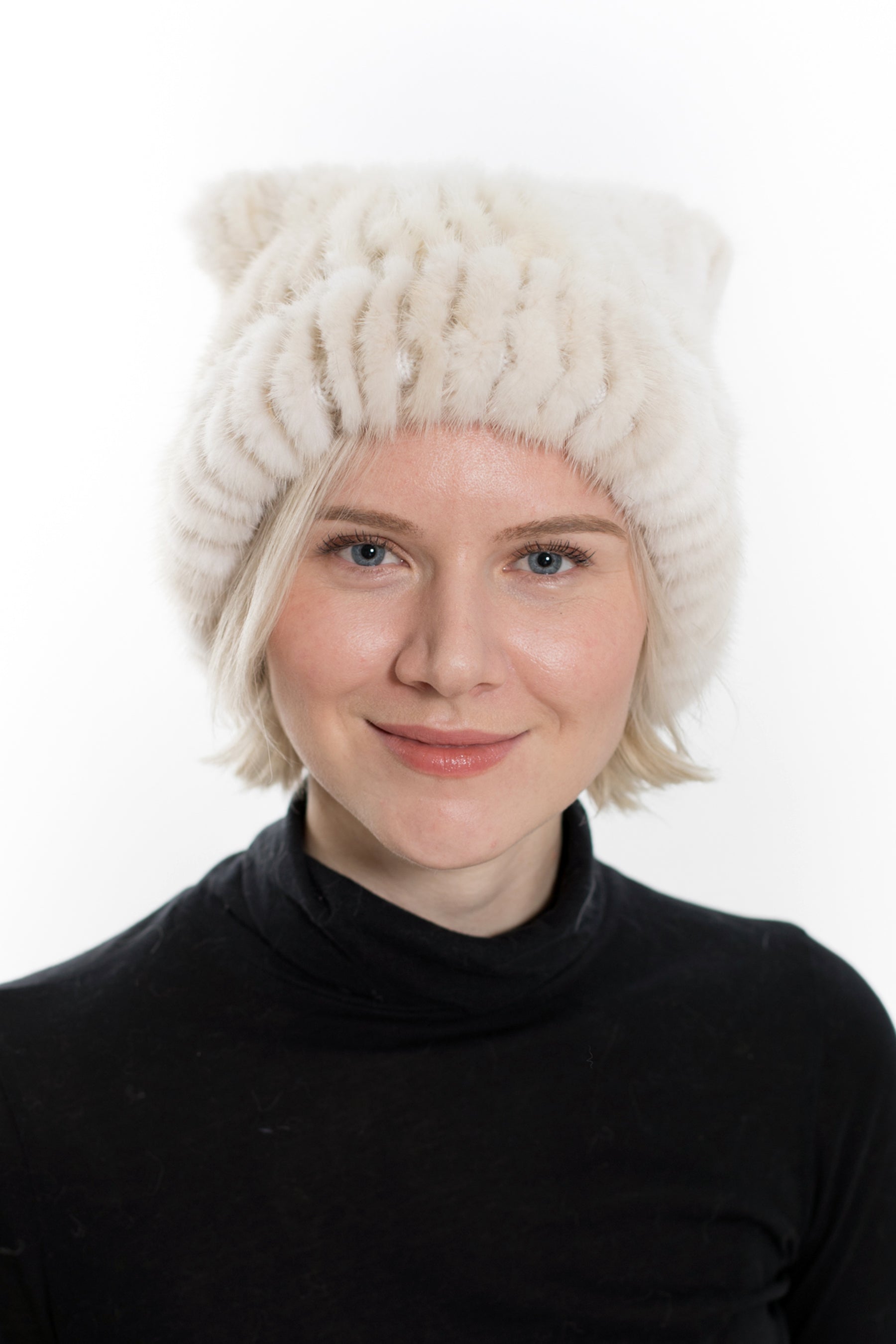 CHESTER - Cat Ear Effect Mink Fur Beanie