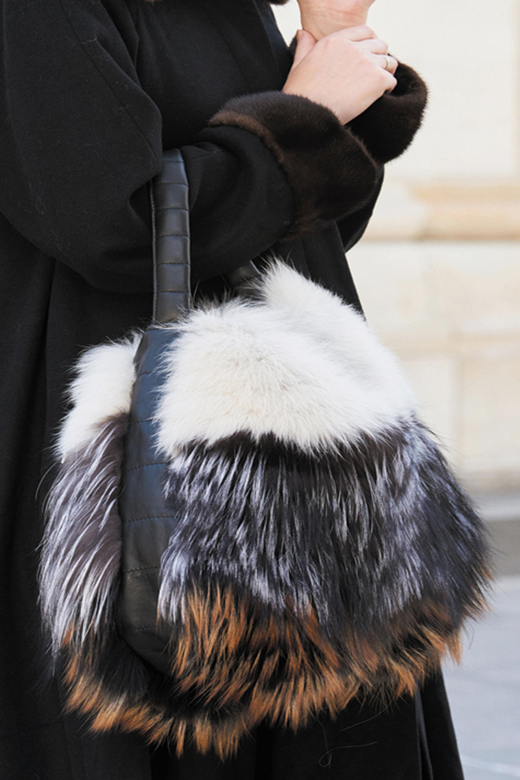 WAYLAND - Oversized Fox Hobo Bag with Leather Strap