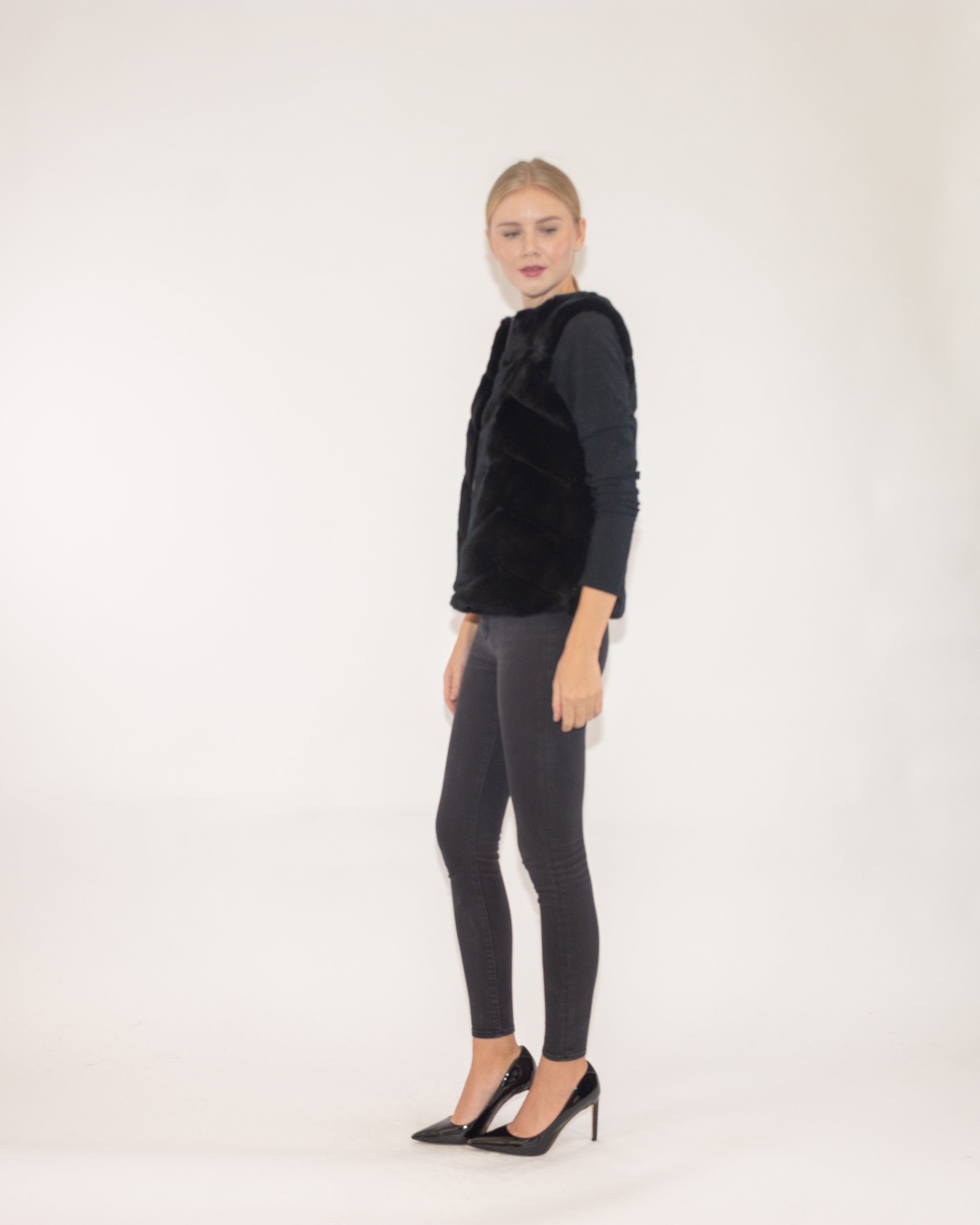 ESPOO - Reversible Rex Rabbit Vest