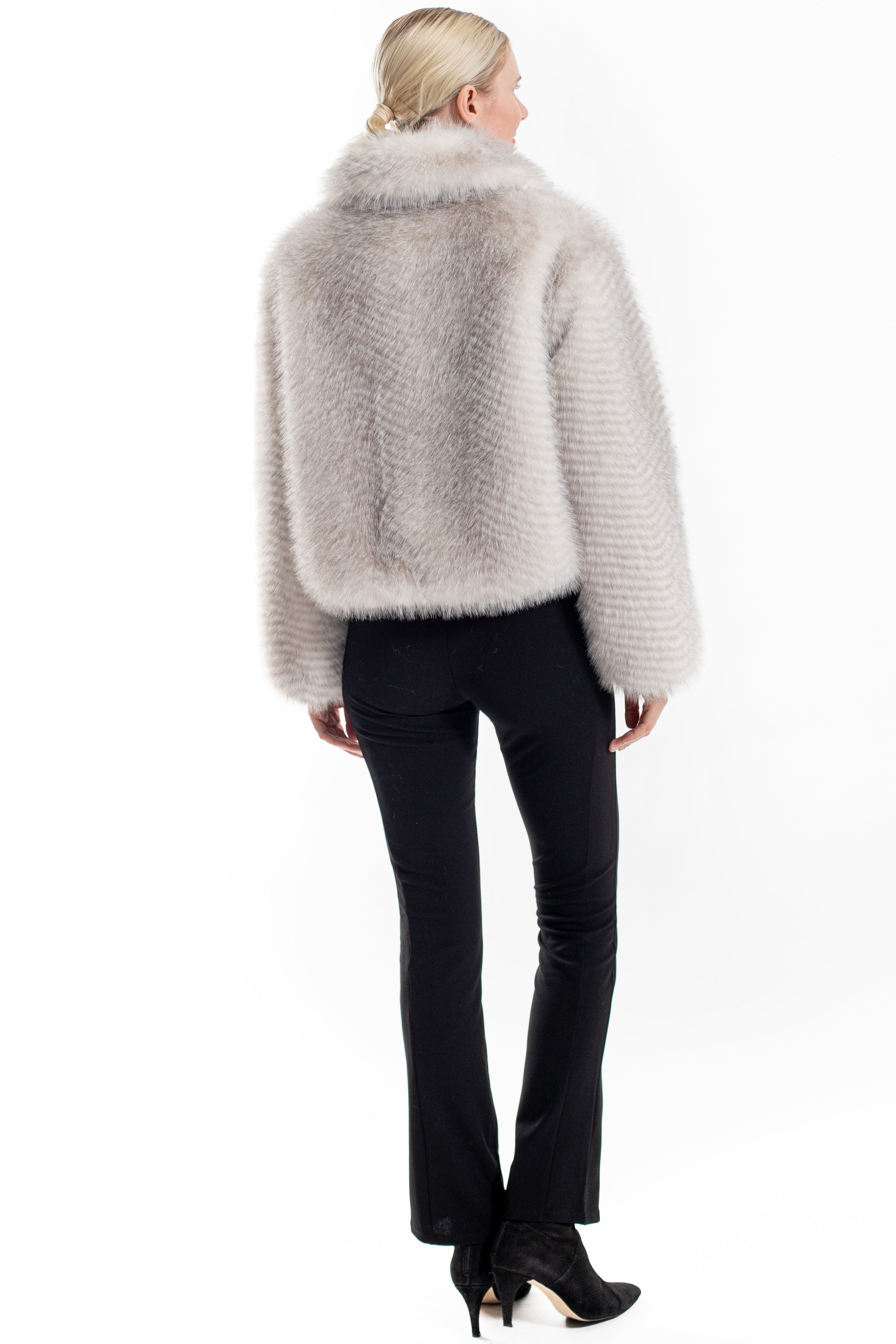 Éze- Two tone faux fox short jacket