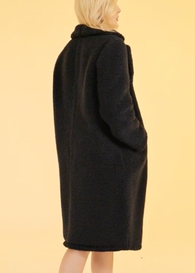 Cloudberry - Faux sherpa coat with notch collar