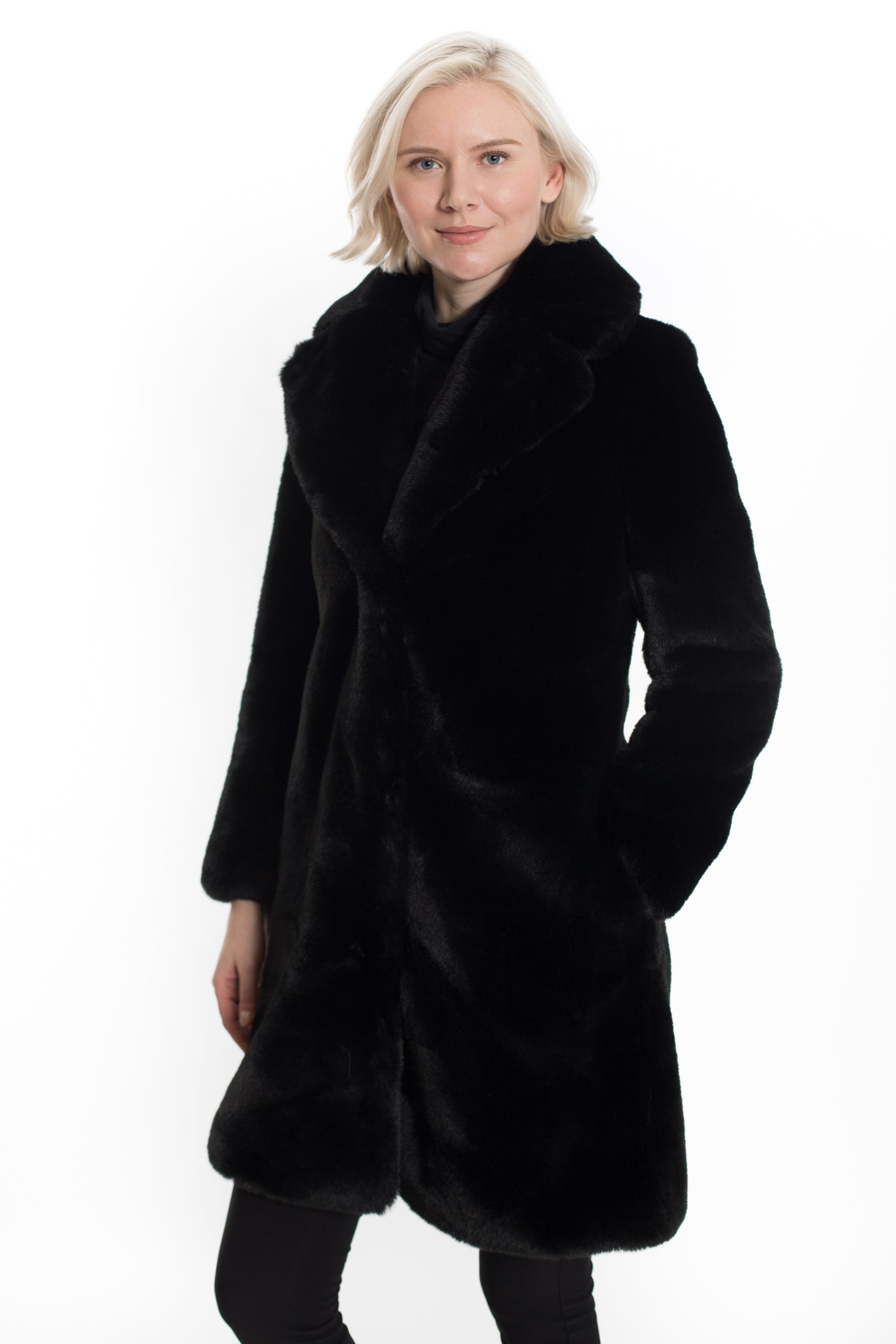 CALGARY - Long Plush Faux Fur Coat