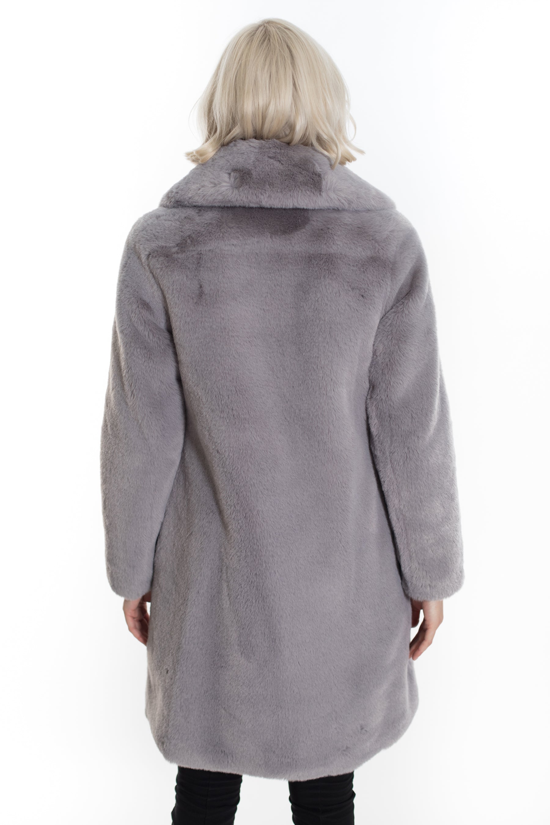 CALGARY - Long Plush Faux Fur Coat