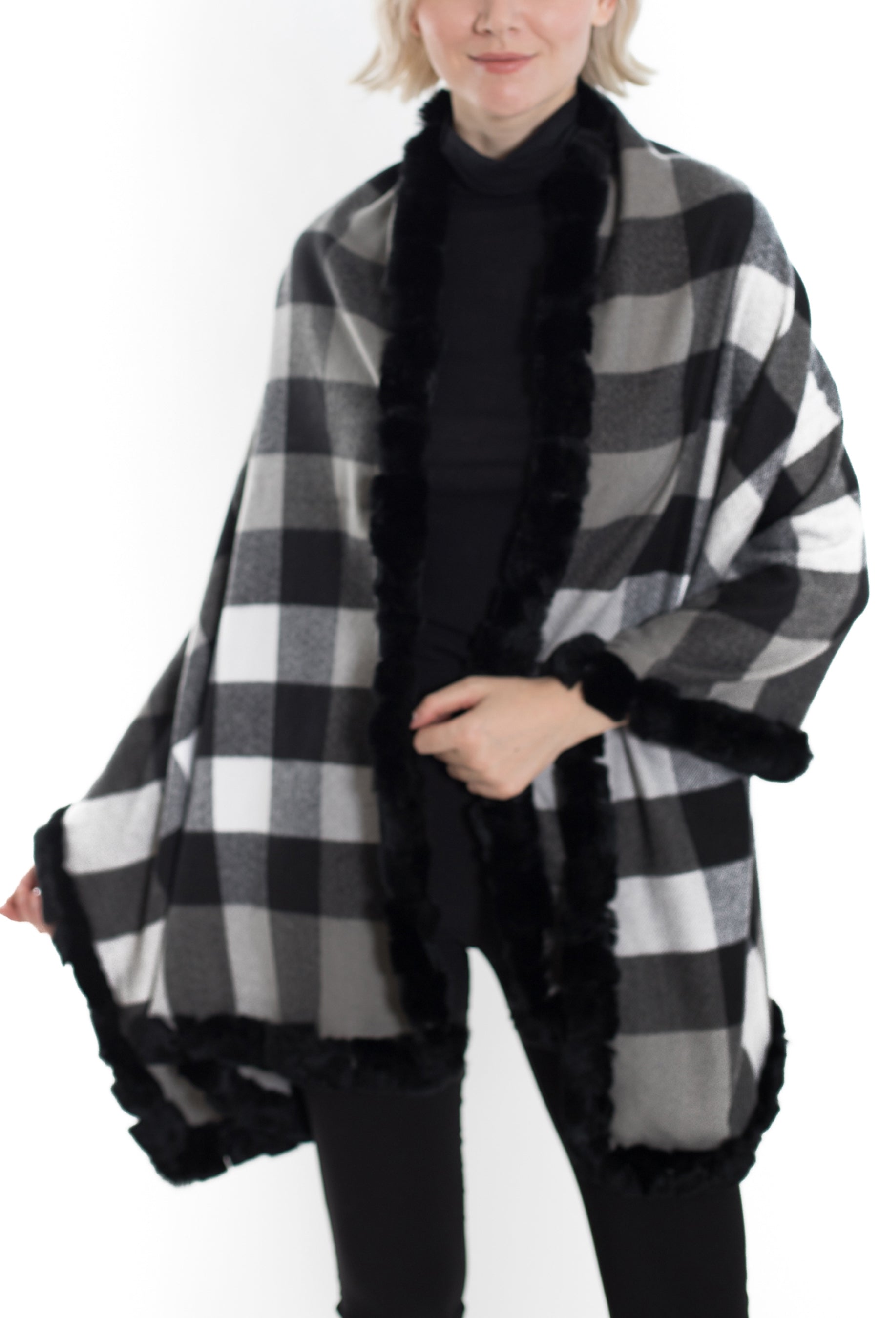 POMPTON - Wool Wrap with Fur Trim