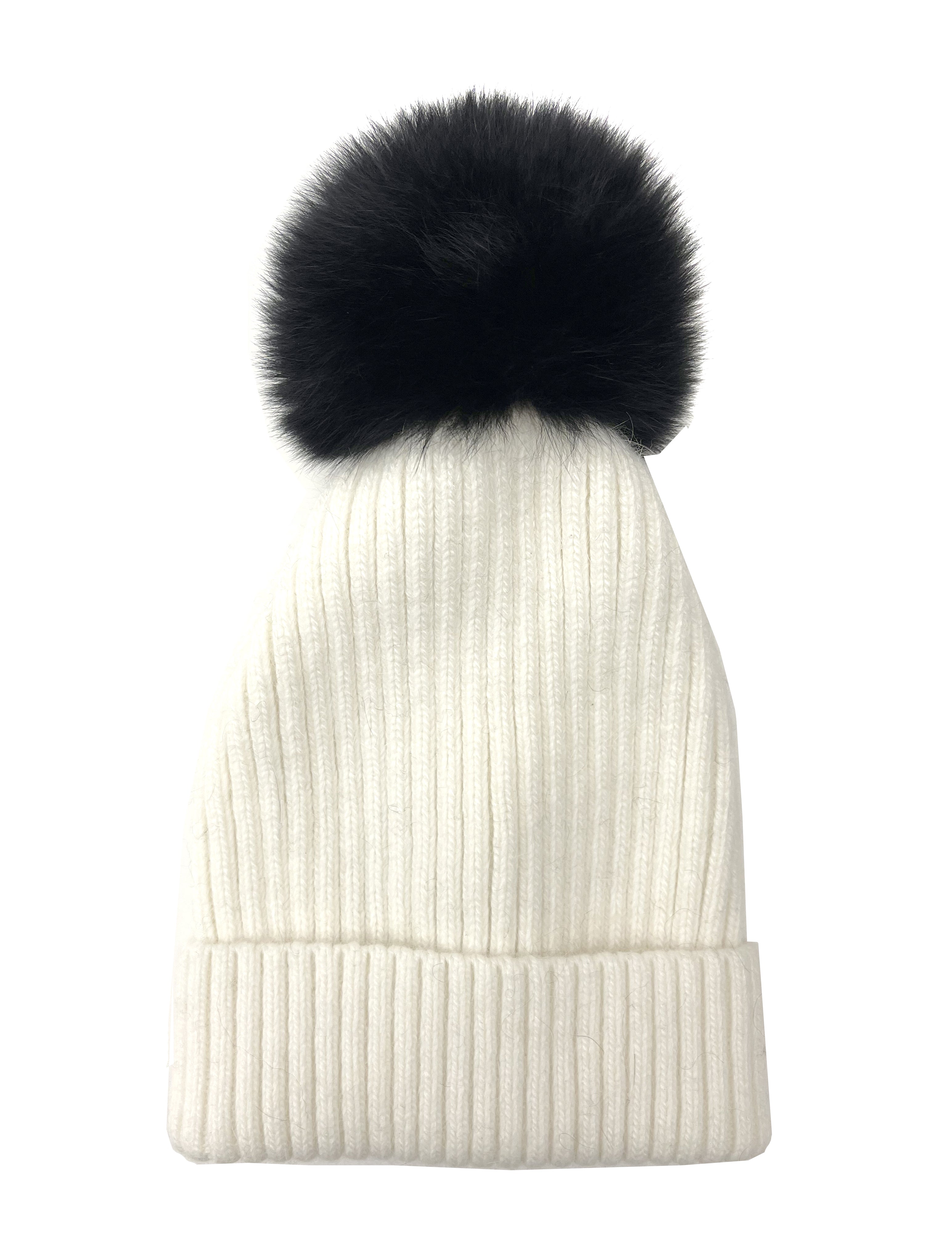 NIKI - Beanie with Interchangeable Pom Pom